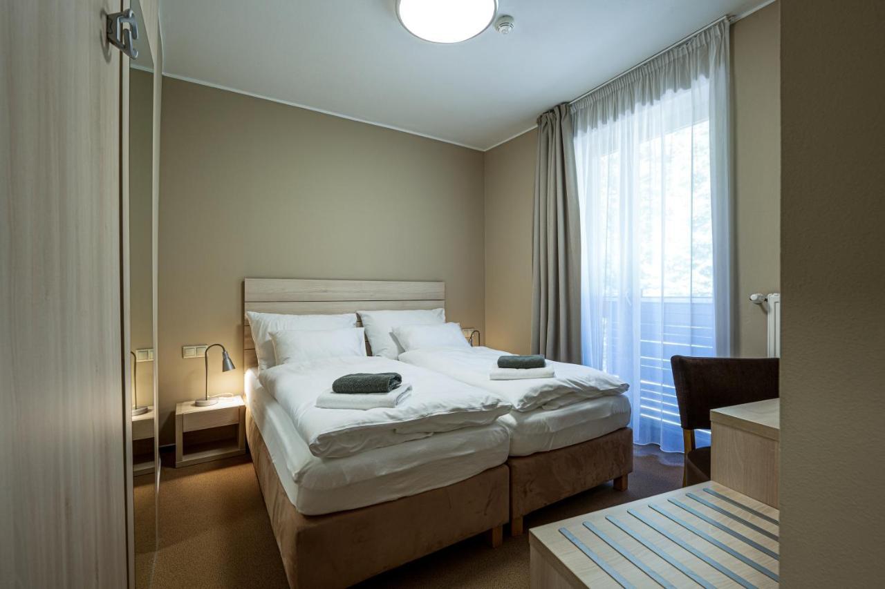 Horsky Hotel Lorkova Vila Celadna Luaran gambar