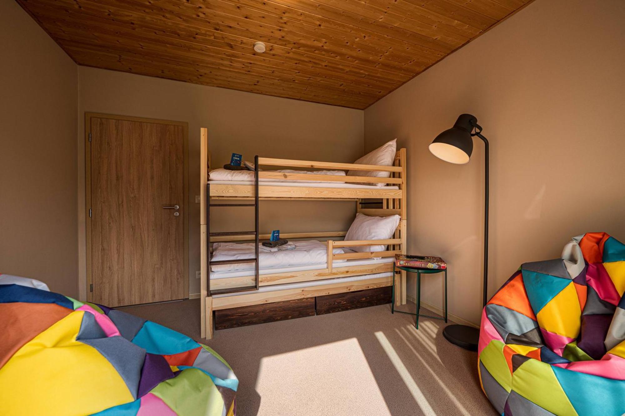 Horsky Hotel Lorkova Vila Celadna Luaran gambar