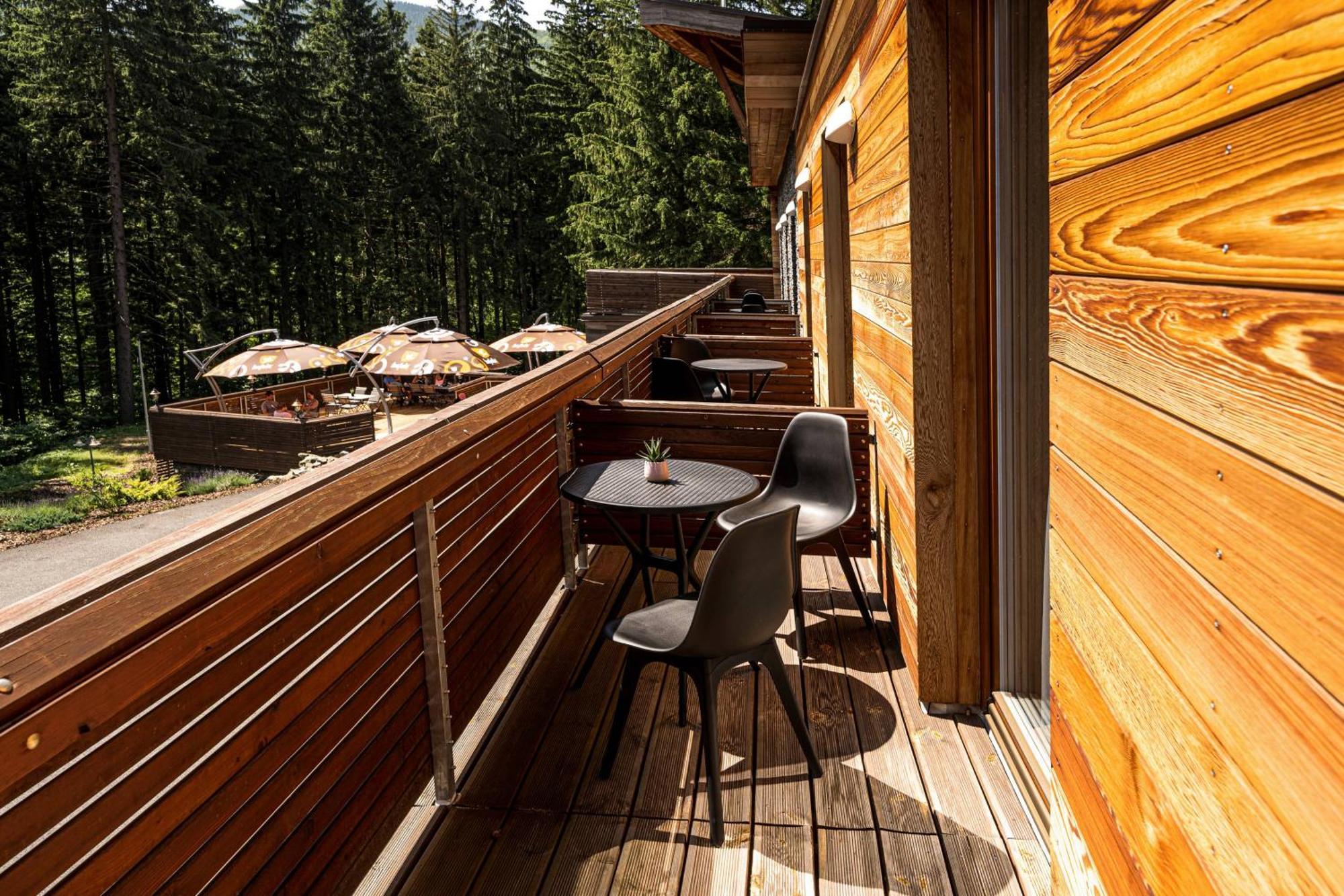 Horsky Hotel Lorkova Vila Celadna Luaran gambar